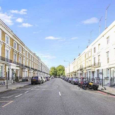 דירות לונדון Splendid Flat In Kensington Olympia מראה חיצוני תמונה